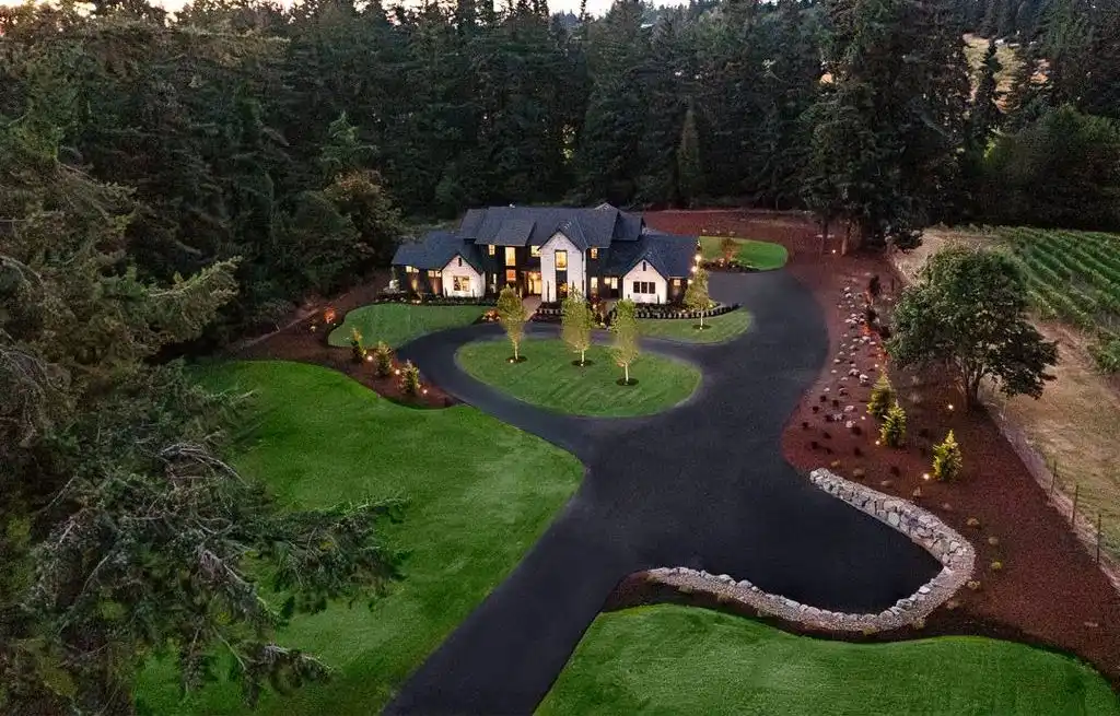 Inside the Exquisite 655 Rosemont Rd A Secluded 6 Million Oregon Sanctuary for Lavish Entertaining 3