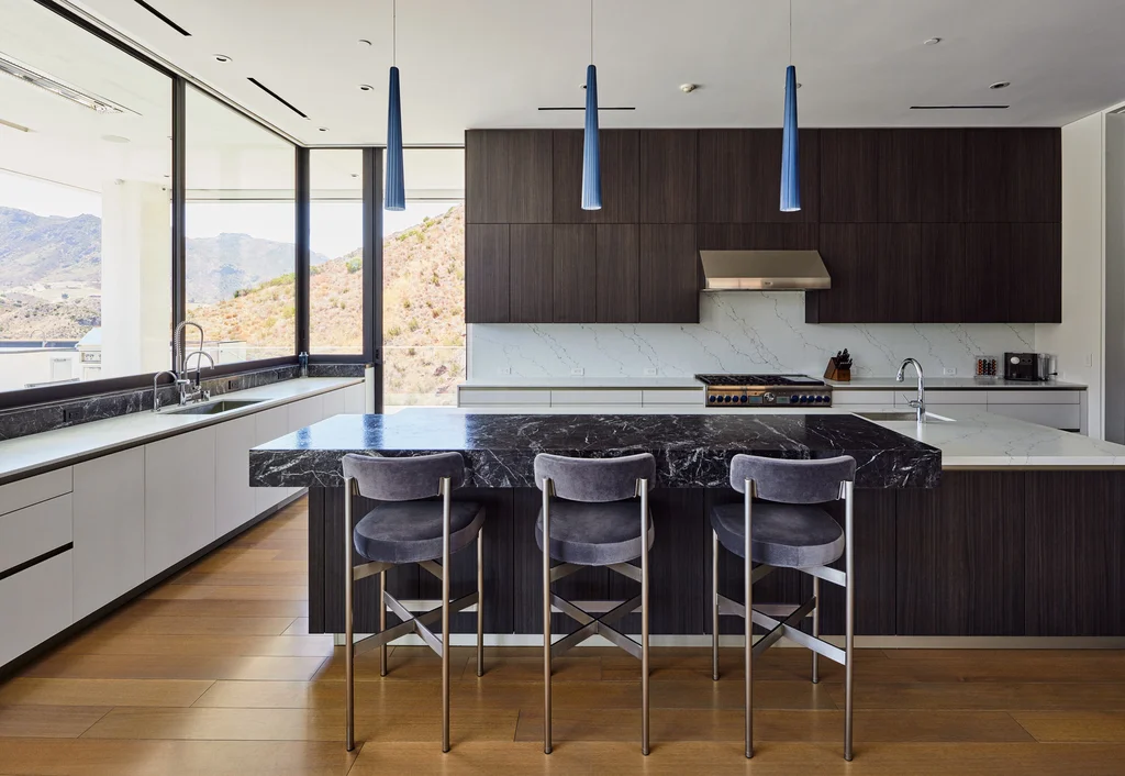 Lobo Canyon 2 by IR Architects A Sculptural Retreat Embracing Malibus Rugged Landscape 11