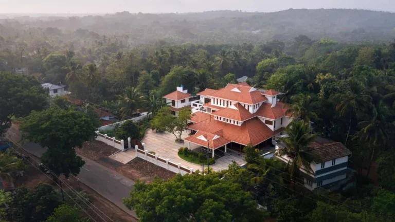 Navas Residence by Amar Architects, A Kerala Courtyard Home Rooted in Tradition and Modern Craft