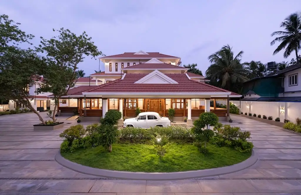 Navas Residence by Amar Architects, A Kerala Courtyard Home Rooted in Tradition and Modern Craft