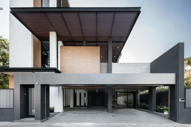 Oak Ae House by Sute architect, A Vertical Living Concept on Limited Land