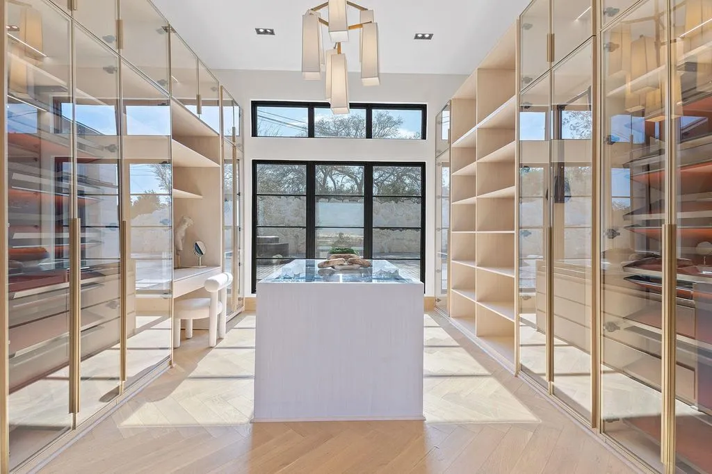 Prestigious 4816 Pecan Chase Modern Retreat with Awe Inspiring Views Listed at 14995000 12