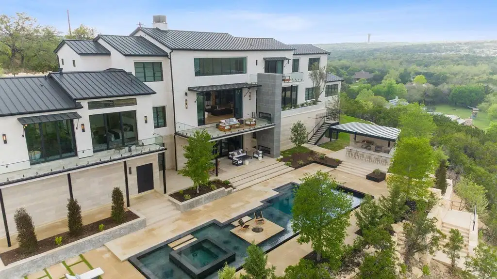 Prestigious 4816 Pecan Chase Modern Retreat with Awe Inspiring Views Listed at 14995000 4