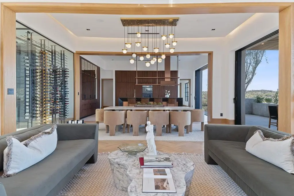 Prestigious 4816 Pecan Chase Modern Retreat with Awe Inspiring Views Listed at 14995000 6