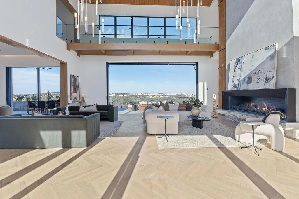 Prestigious 4816 Pecan Chase Modern Retreat with Awe Inspiring Views Listed at 14995000 7