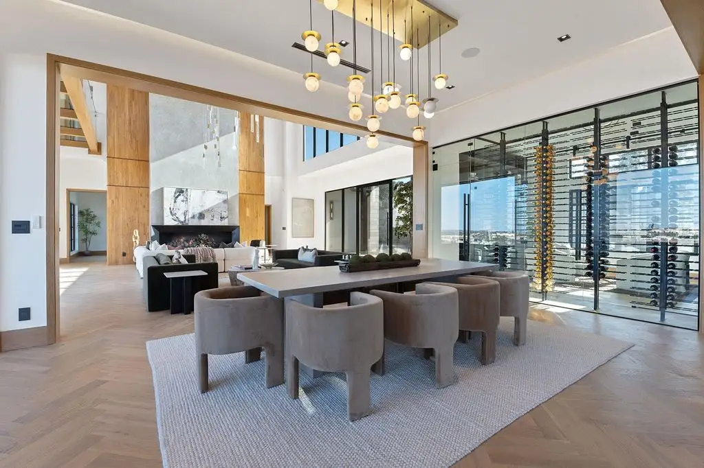 Prestigious 4816 Pecan Chase Modern Retreat with Awe Inspiring Views Listed at 14995000 8