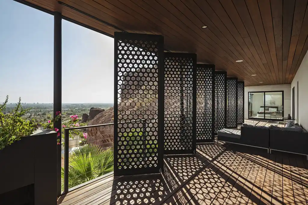 Red Rocks by The Ranch Mine Reimagines Mountainside Living with Raw Elegance 11