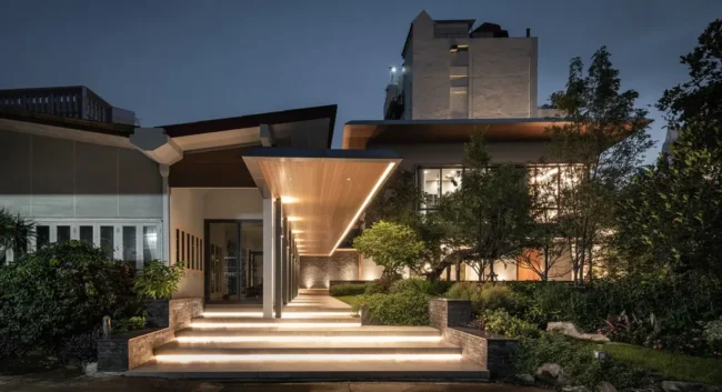S1 Residence by archi.smith, A Harmonious Union of Heritage and Modernity in Urban Bangkok