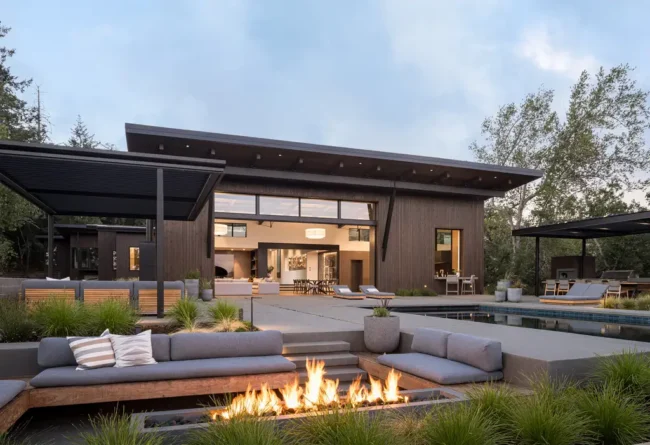 Sonoma Ridge House by Holder Parlette, A Sculptural Home in Harmony with Nature