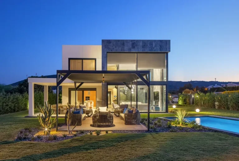 Villa Mass by Başak Akkoyunlu Design, A Sculpted Stone Villa That Plays with Light, Mass, and Void