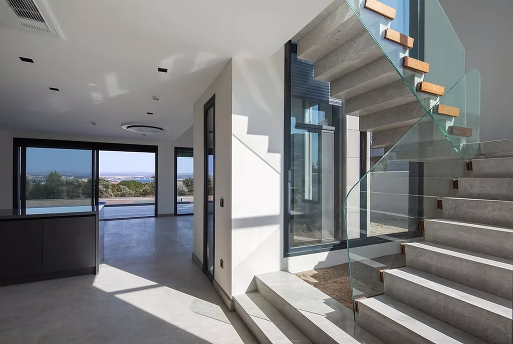 Villa Murus by Basak Akkoyunlu Design A Walled Sanctuary of Light Stone and Serenity 10