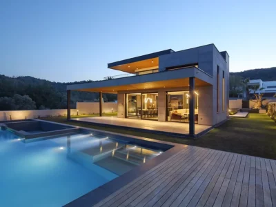 Villa Murus by Basak Akkoyunlu Design A Walled Sanctuary of Light Stone and Serenity 3