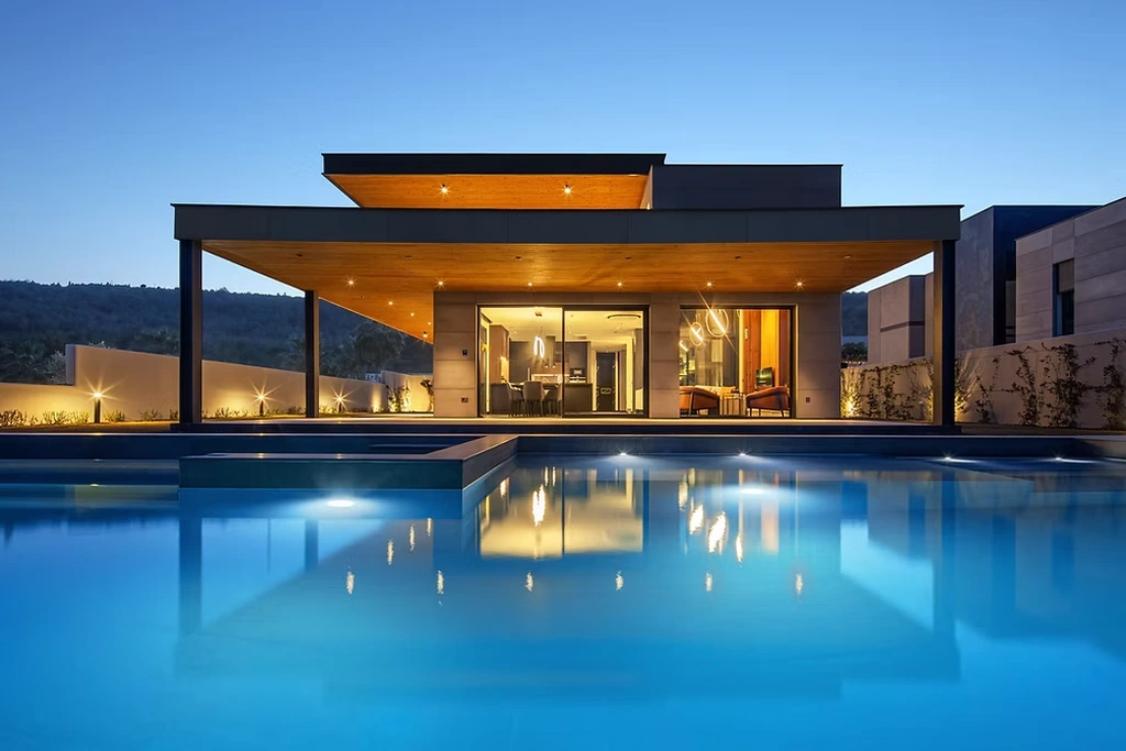 Villa Murus by Basak Akkoyunlu Design A Walled Sanctuary of Light Stone and Serenity 8