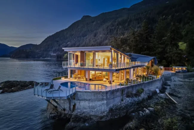 An Architectural Marvel in West Vancouver: C$17.8M One-of-a-Kind Estate with Unmatched Character