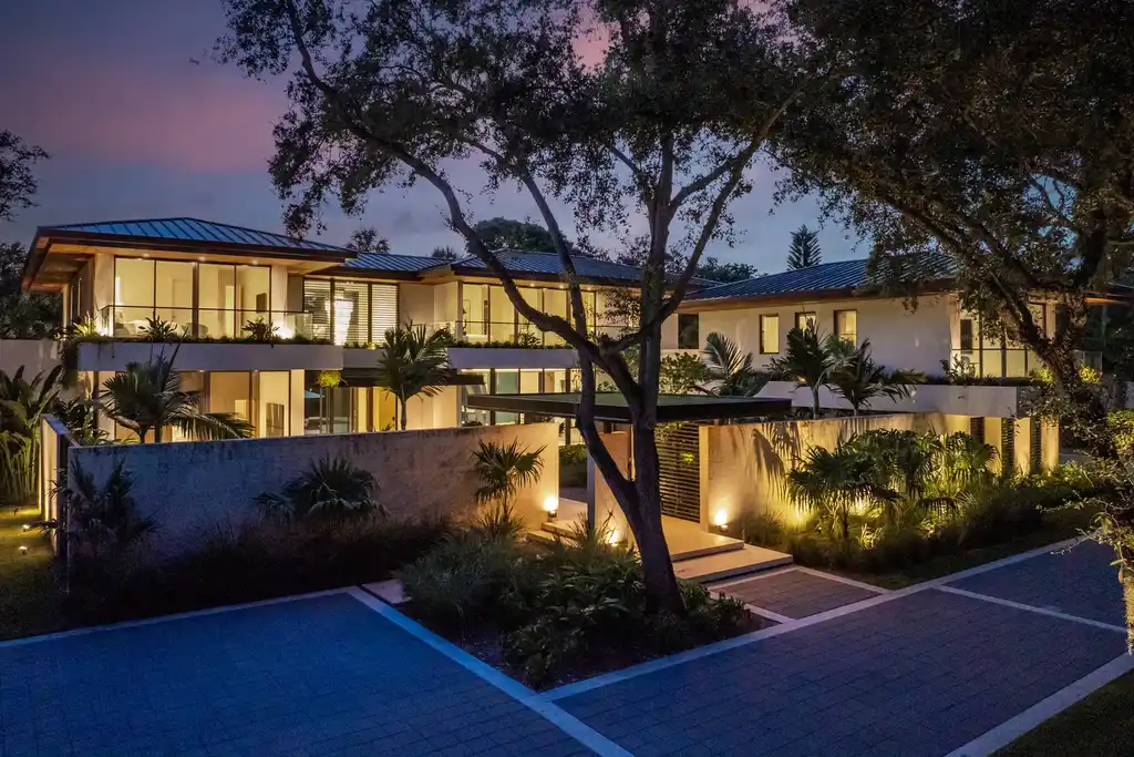 10840 Old Cutler Rd Coral Gables luxury estate with modern architecture by Giorgio Balli, surrounded by oak trees in Snapper Creek Lakes