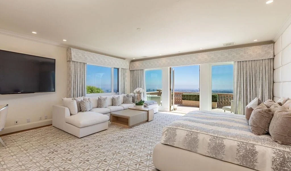 1309 Davies Dr Legendary Beverly Hills Estate with Ocean and City Views Listed for 75 Million 12
