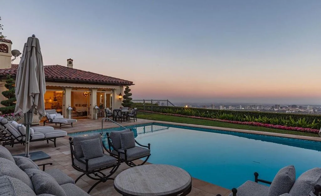 1309 Davies Dr Legendary Beverly Hills Estate with Ocean and City Views Listed for 75 Million 17
