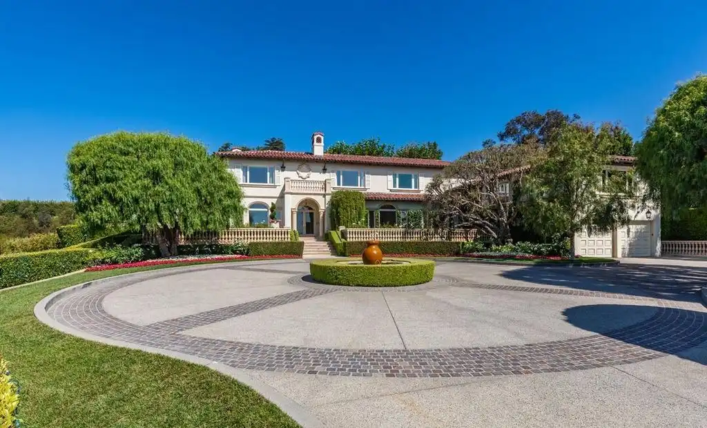 1309 Davies Dr Legendary Beverly Hills Estate with Ocean and City Views Listed for 75 Million 5 1
