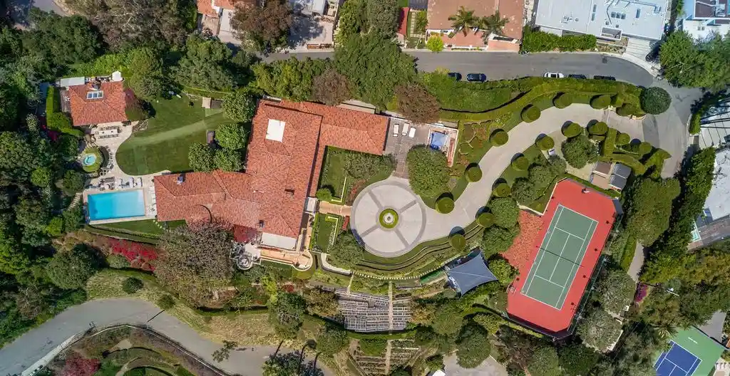 1309 Davies Dr Legendary Beverly Hills Estate with Ocean and City Views Listed for 75 Million 6