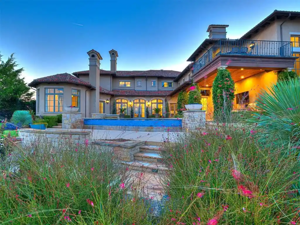 14804 Gaillardia Ln Stunning Oklahoma Estate with Panoramic Lake and Golf Course Views Listed at 2495000 12