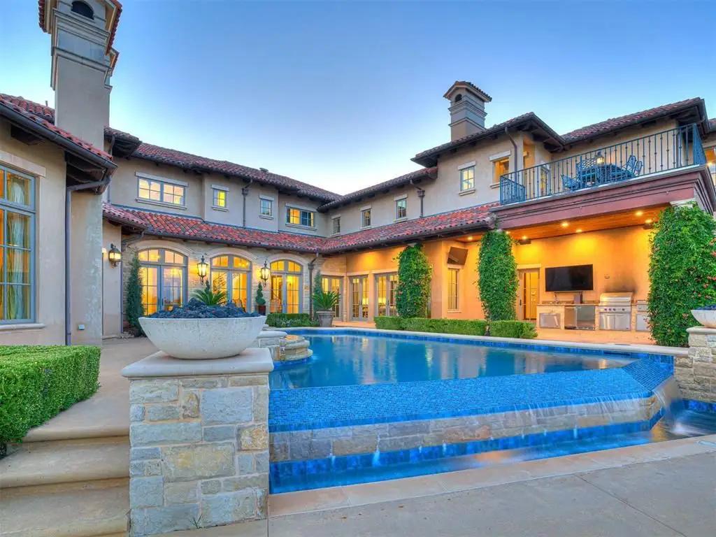 14804 Gaillardia Ln Stunning Oklahoma Estate with Panoramic Lake and Golf Course Views Listed at 2495000 13
