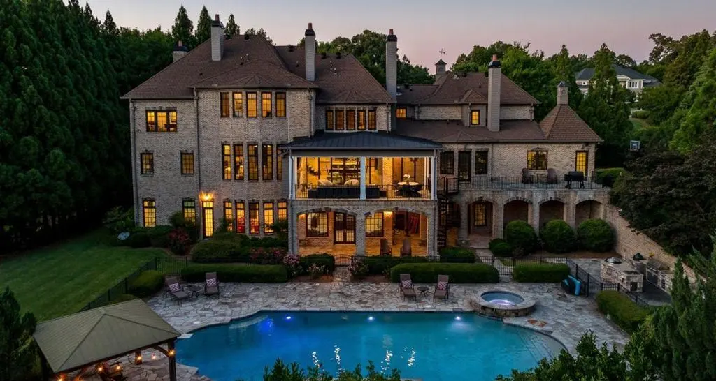 170 Autry Trl Spectacular Estate Reimagined by Barbara Dawes Designs Listed for 4 Million 29