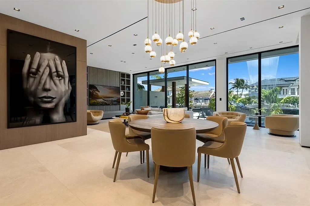 1721 SE 11th St 24.9M Stunning Luxury Home in Fort Lauderdale with Yacht Access and Skyline Views 8