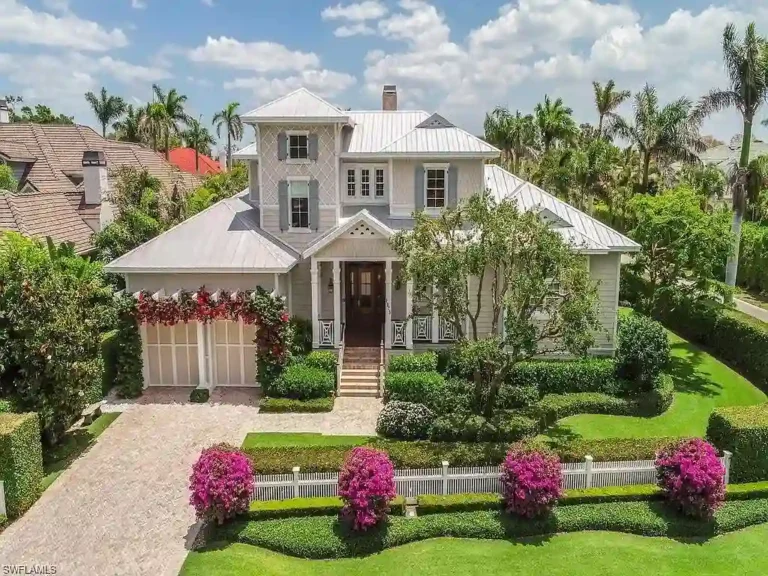 $9.2 Million Naples Coastal Estate with Guest House and Resort-Style Pool