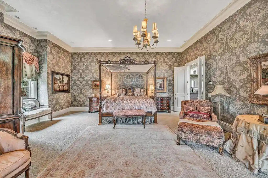 1994 Merriman Way Rd Exquisite Gated Mediterranean Estate with 3080 Feet of Shoreline in Virginia Listed for 6.25 Million 17