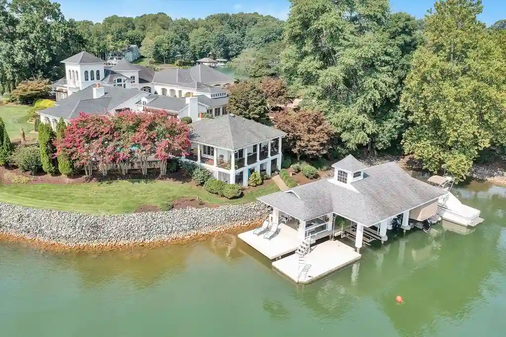 1994 Merriman Way Rd Exquisite Gated Mediterranean Estate with 3080 Feet of Shoreline in Virginia Listed for 6.25 Million 25