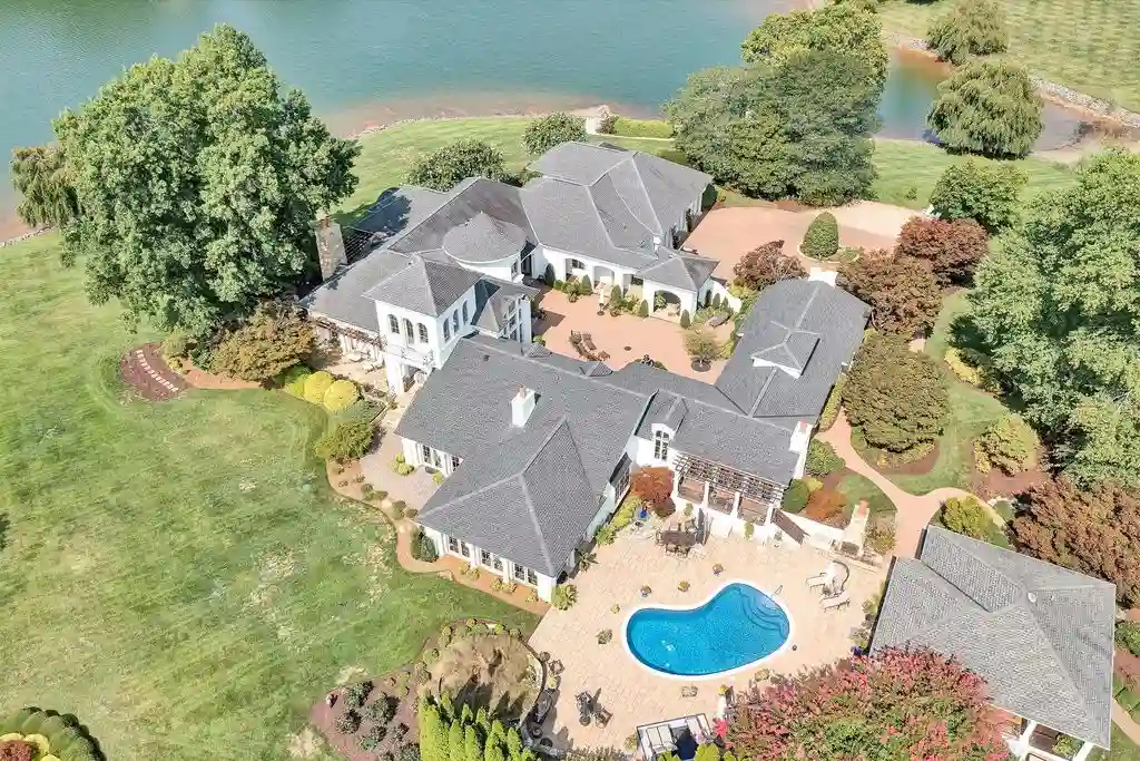 1994 Merriman Way Rd Exquisite Gated Mediterranean Estate with 3080 Feet of Shoreline in Virginia Listed for 6.25 Million 6