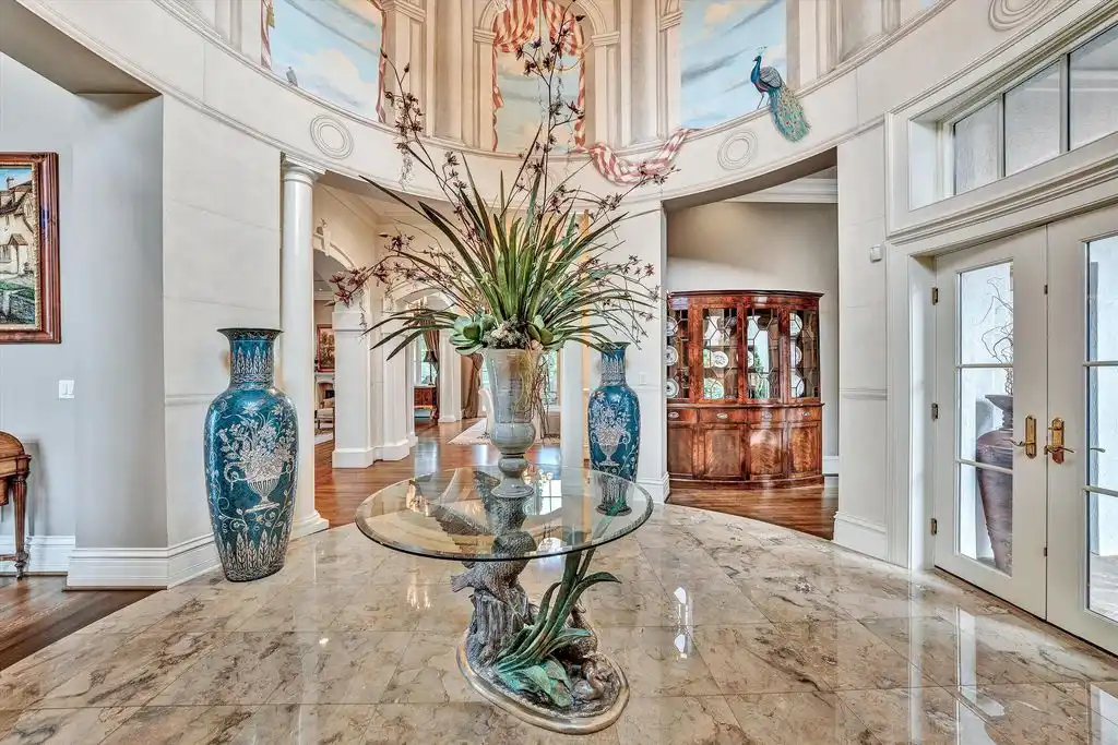 1994 Merriman Way Rd Exquisite Gated Mediterranean Estate with 3080 Feet of Shoreline in Virginia Listed for 6.25 Million 9