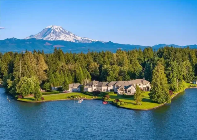 Luxury Waterfront Living Redefined: $9.5M Estate in Snag Island’s Prestigious Private Community