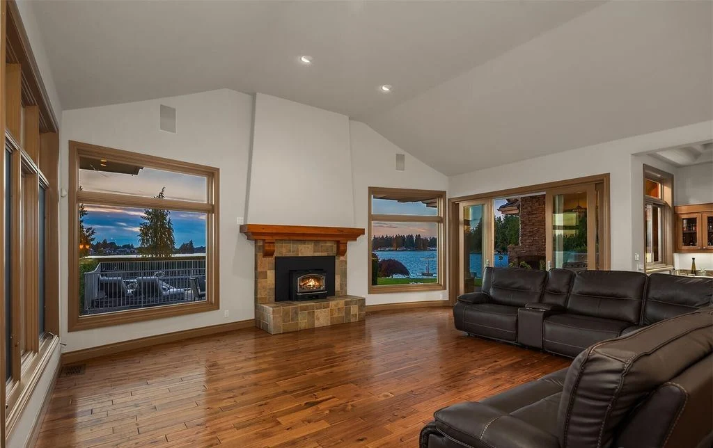 21028 Snag Island Drive E Unveils a 9.5M Masterpiece of Tranquility Luxury and Lakeside Living 11