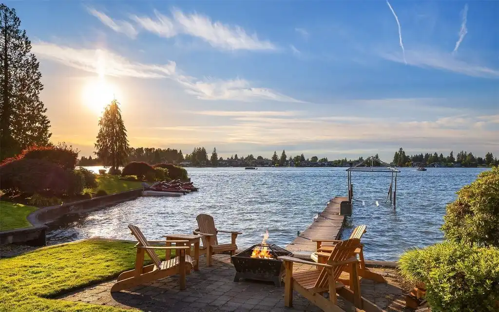 21028 Snag Island Drive E Unveils a 9.5M Masterpiece of Tranquility Luxury and Lakeside Living 18