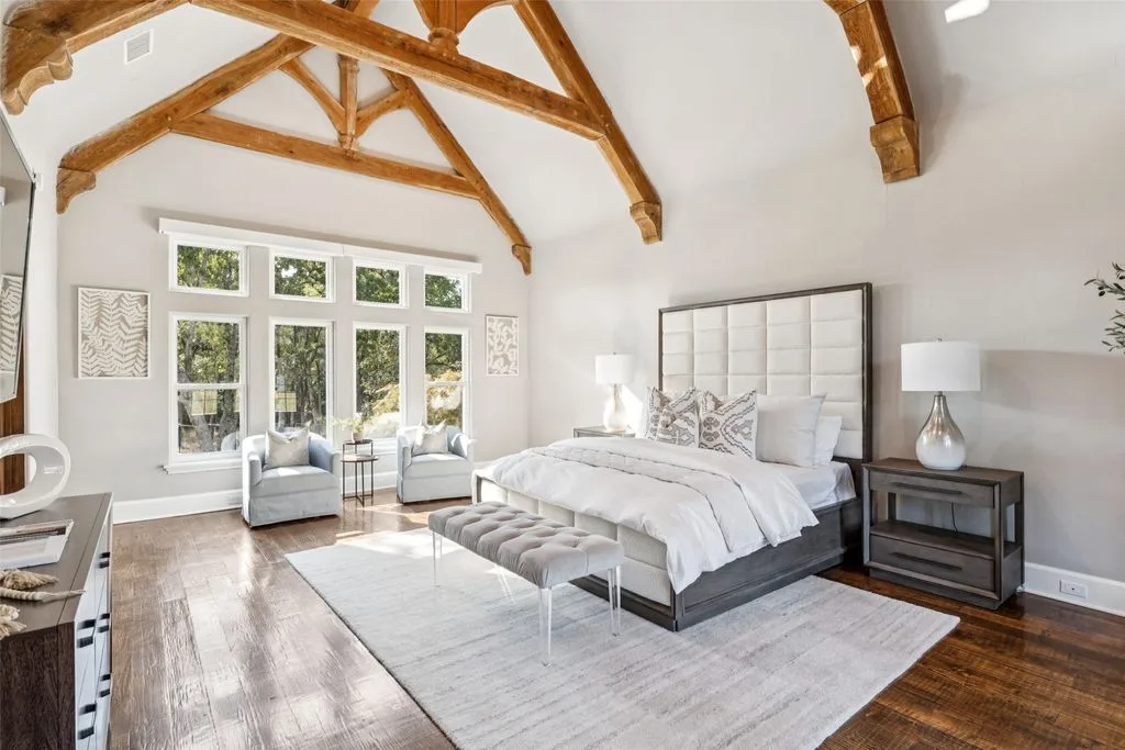 2105 Bayshore Dr Unveils an Exquisite 8.75M Architectural Masterpiece in Texas 13