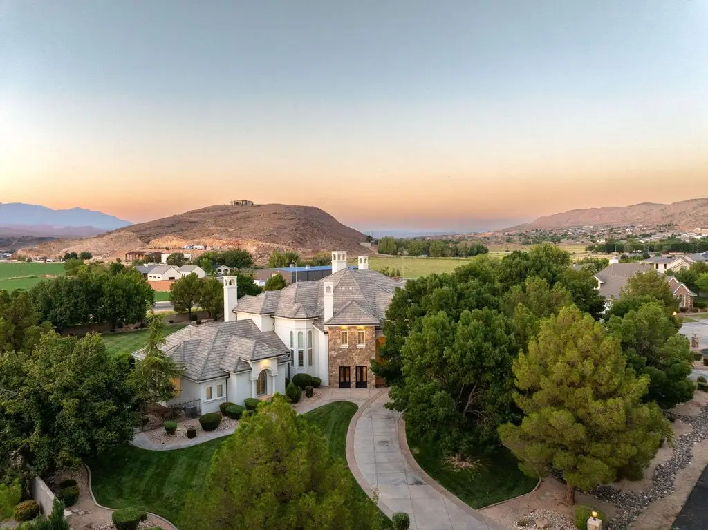 213 E Adam Ln An Exclusive 1.82 Acre Lot in Washington Fields With Panoramic Views Listed at 3.35 Million 21