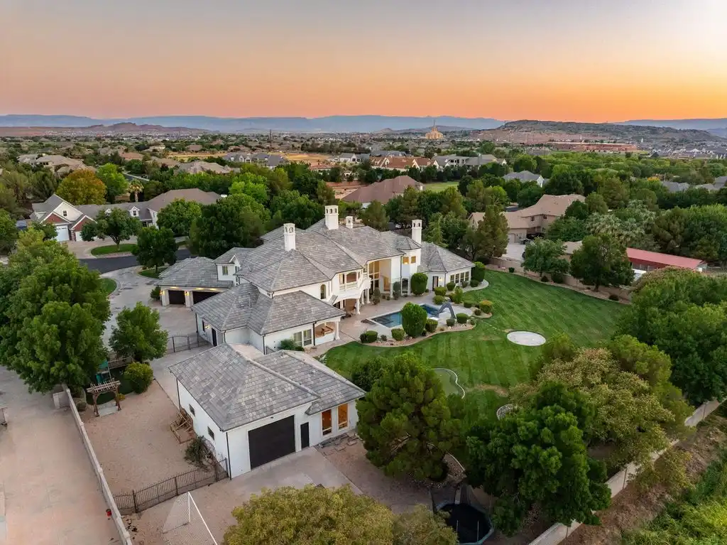 213 E Adam Ln An Exclusive 1.82 Acre Lot in Washington Fields With Panoramic Views Listed at 3.35 Million 22