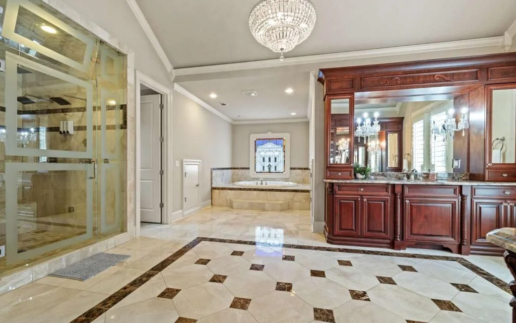 2267 Echo Trl NE Stunning Echo Lake Waterfront Estate on One Acre Listed for 4.5 Million 15