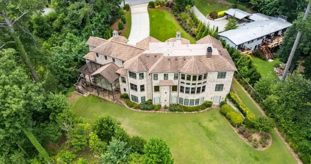 2267 Echo Trl NE Stunning Echo Lake Waterfront Estate on One Acre Listed for 4.5 Million 22