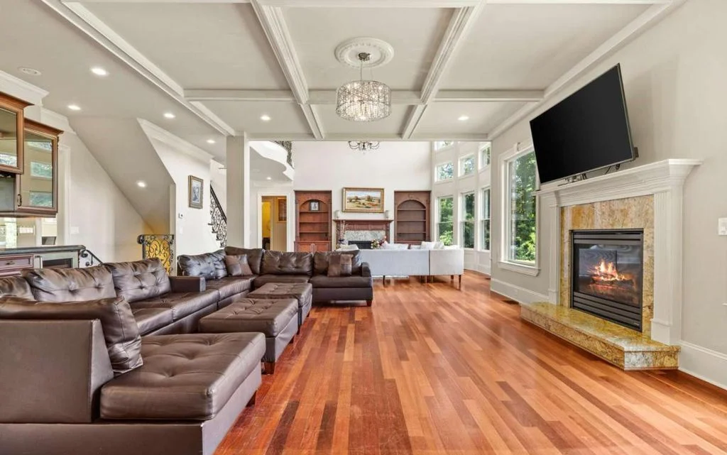 2267 Echo Trl NE Stunning Echo Lake Waterfront Estate on One Acre Listed for 4.5 Million 8