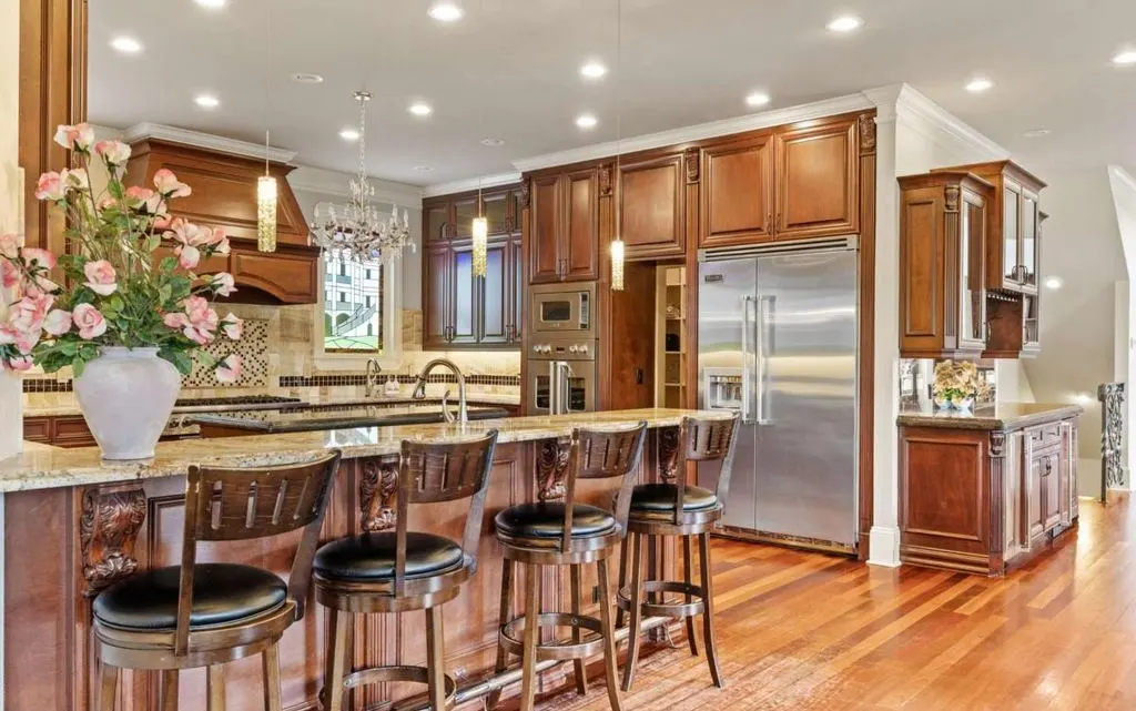 2267 Echo Trl NE Stunning Echo Lake Waterfront Estate on One Acre Listed for 4.5 Million 9