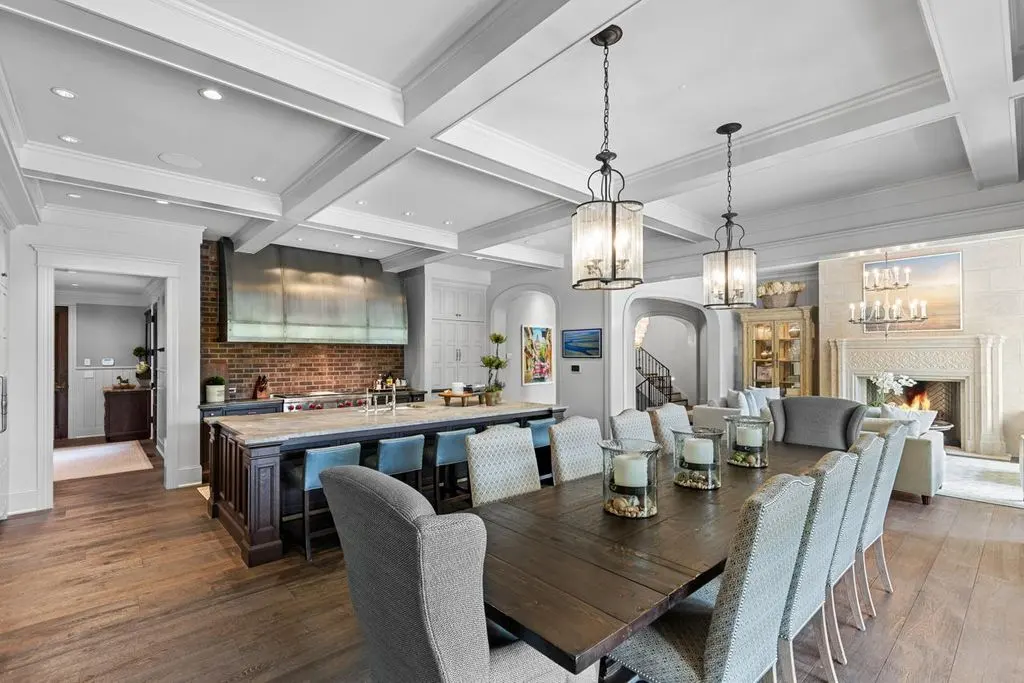240 Salem Church Rd Exquisite Sunfish Lake Estate by Peter Eskuche in Minnesota Listed for 7995000 4