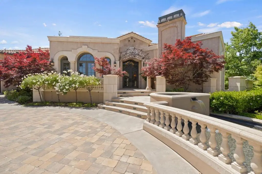 25751 Elena Rd Exquisite European Grand Estate in California Listed for 15.9 Million 2