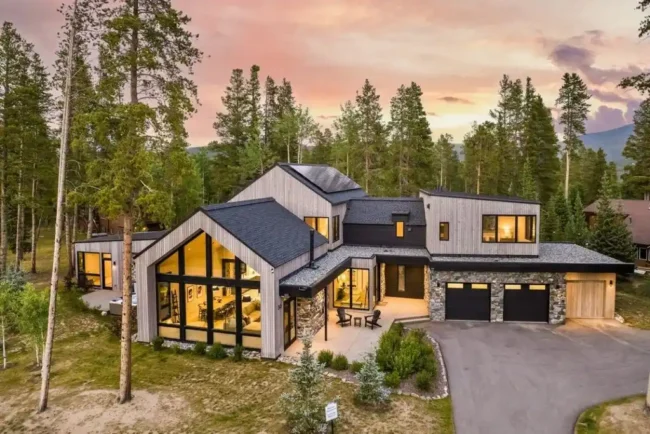 Colorado Mountain Modern Masterpiece With Scandinavian-Inspired Design Listed for $6.2 Million