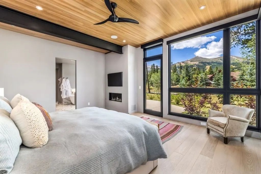 30 Cucumber Creek Rd An Exquisite 6.2M Mountain Modern Home With Scandinavian Inspired Luxury in Colorado 15
