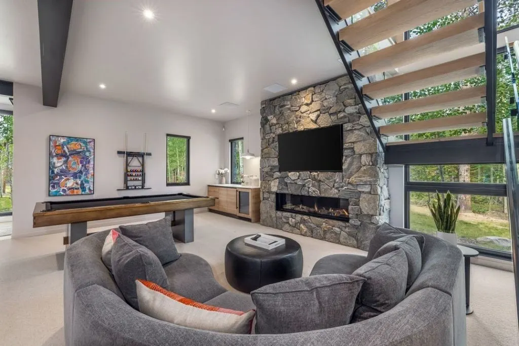 30 Cucumber Creek Rd An Exquisite 6.2M Mountain Modern Home With Scandinavian Inspired Luxury in Colorado 17