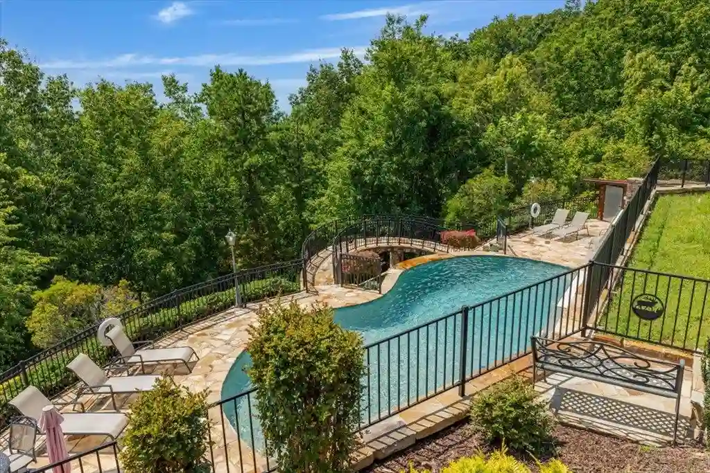 373 Rising Star Ln Stunning British Columbian Cedar Log Estate in Georgia Listed for 5.67 Million 10