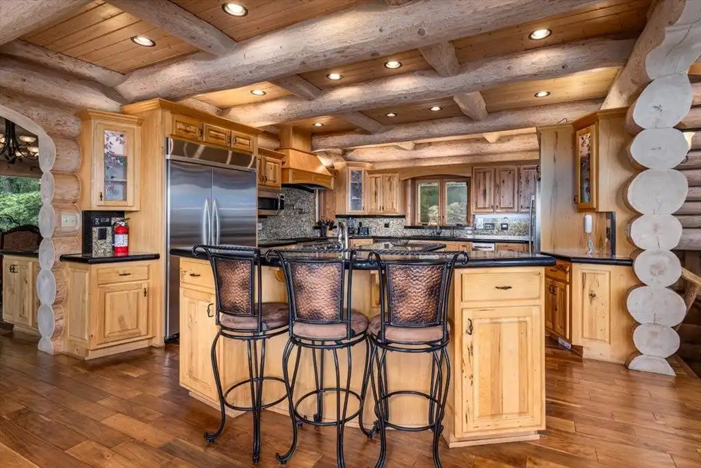 373 Rising Star Ln Stunning British Columbian Cedar Log Estate in Georgia Listed for 5.67 Million 17