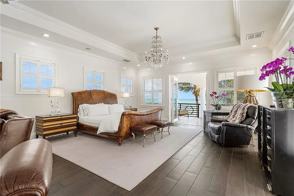 Luxury oceanfront estate at 3756 Ocean Dr, Vero Beach featuring panoramic Atlantic views, 6 bedrooms, 8 baths, heated pool, and coastal modern design.